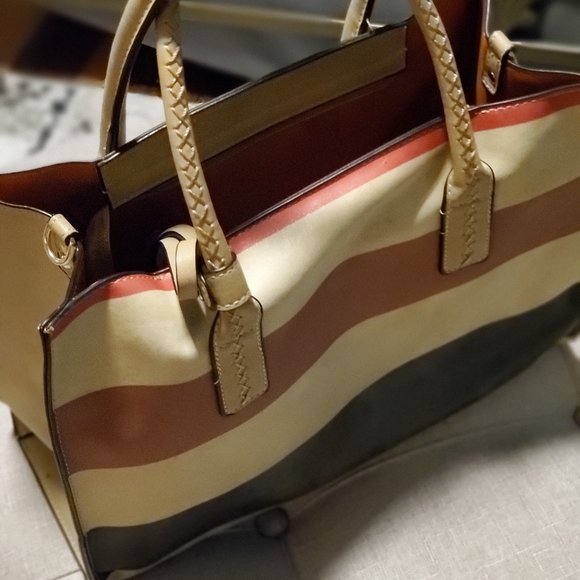 Burberry shoulder bag - Picture 6 of 7